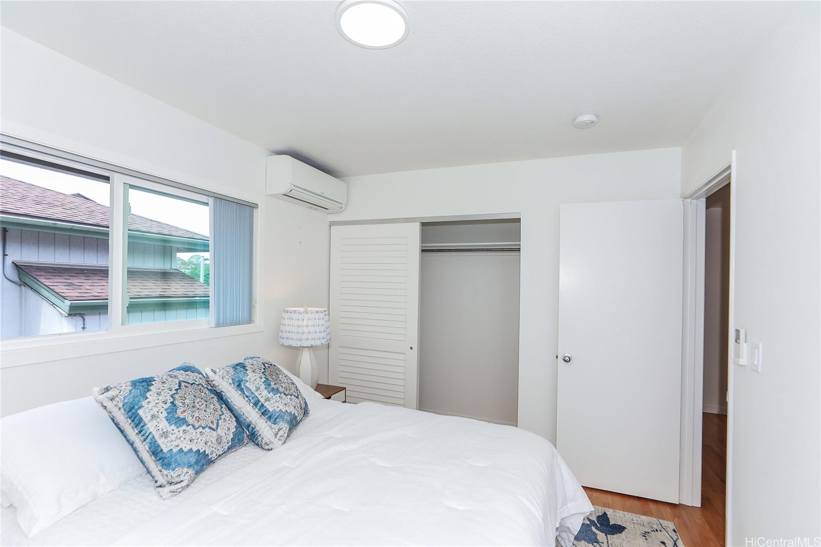 99-801  Meaala Street Aiea Heights, PearlCity home - photo 11 of 18