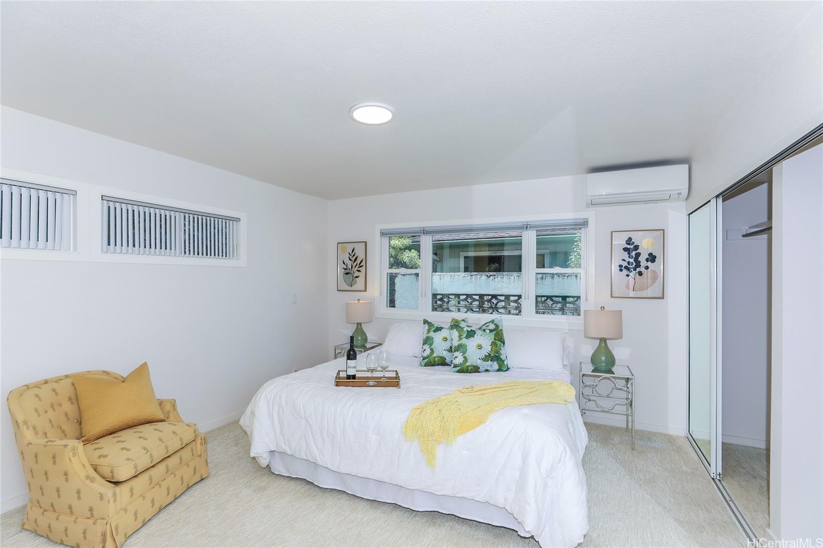 99-801  Meaala Street Aiea Heights, PearlCity home - photo 7 of 18