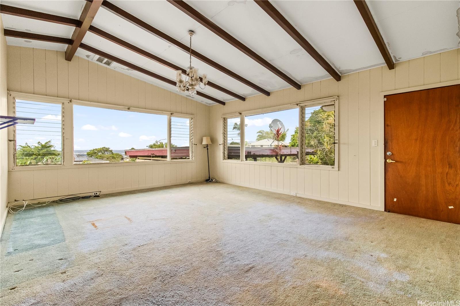 99-821  Aiea Heights Dr Aiea Heights, PearlCity home - photo 7 of 21