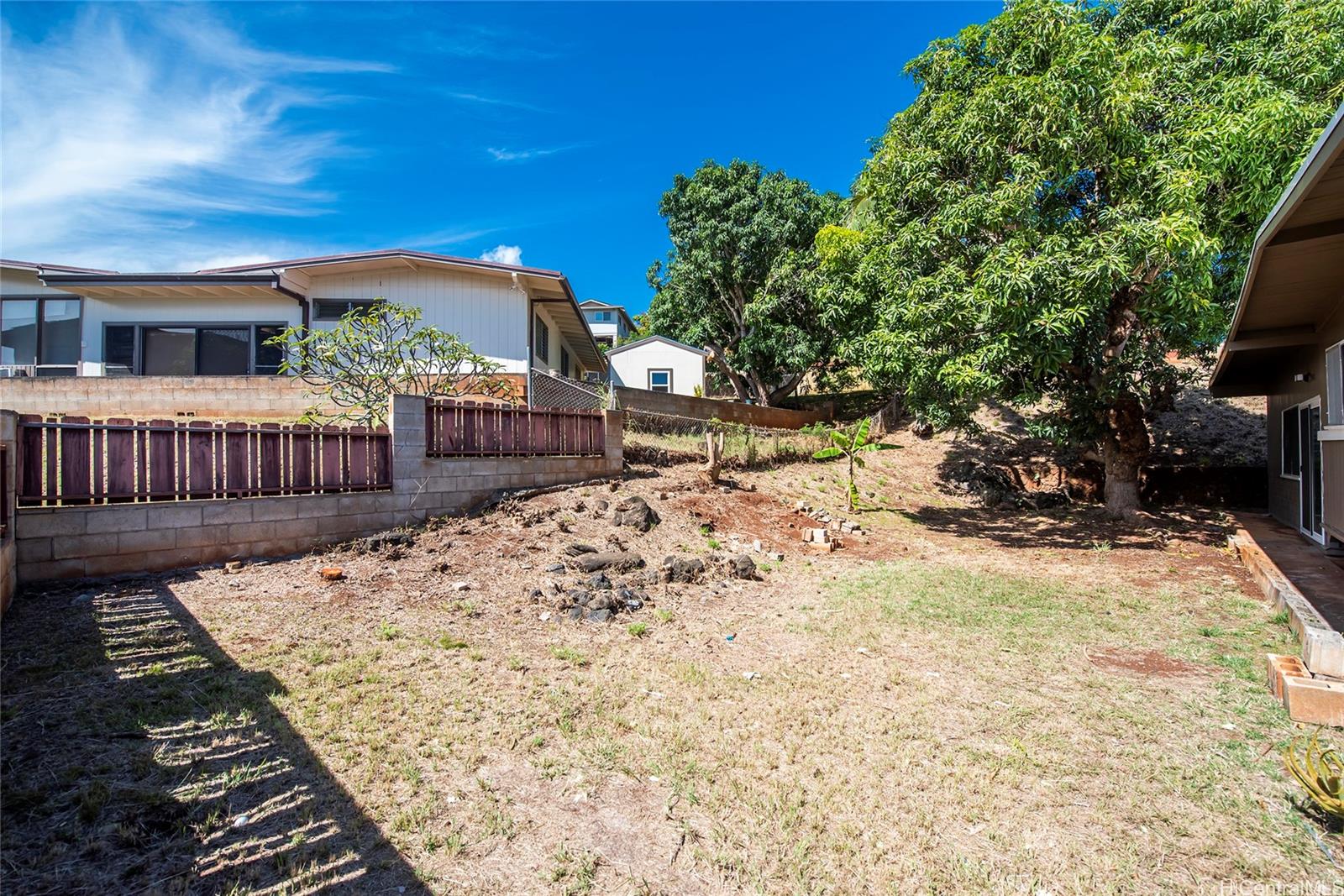 99-822  Nahiolea Street Halawa, PearlCity home - photo 12 of 17