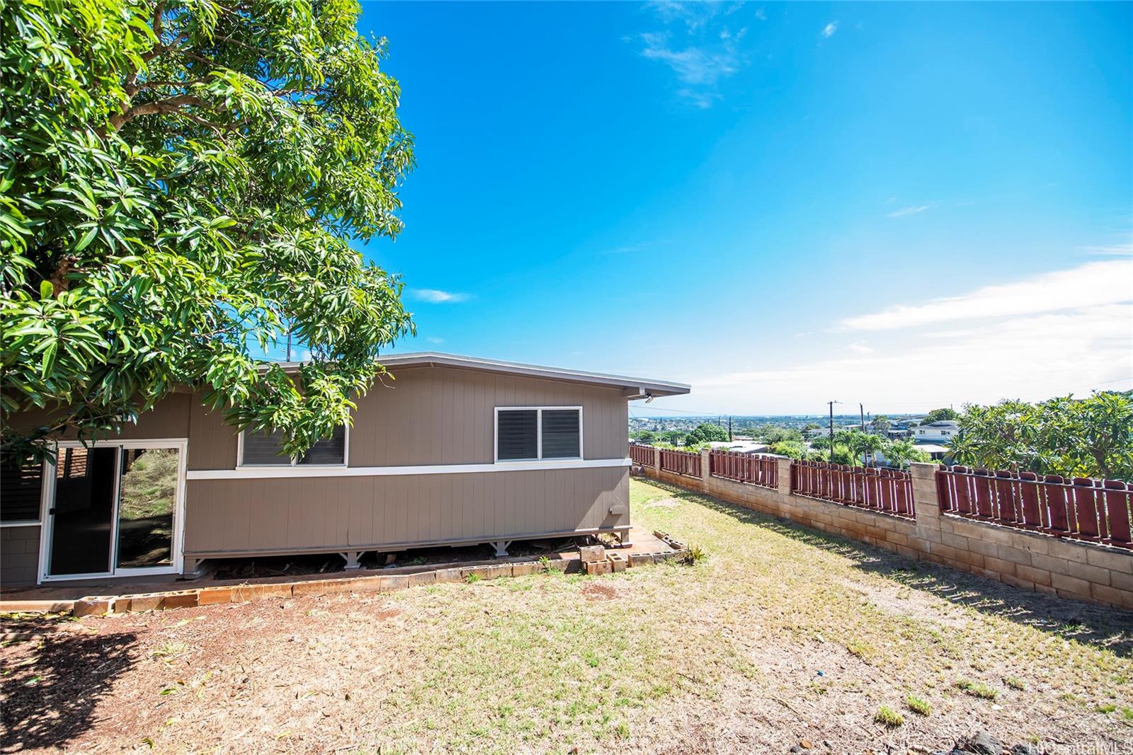 99-822  Nahiolea Street Halawa, PearlCity home - photo 13 of 17
