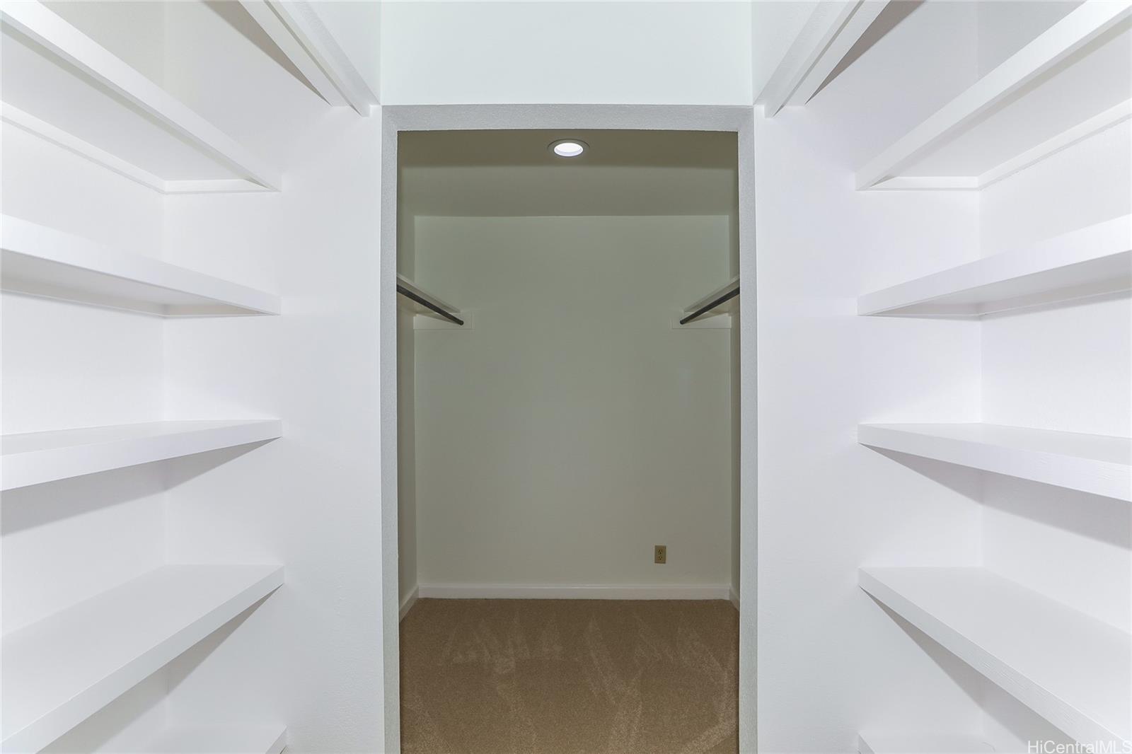 99-827  Holoai Street Aiea Heights, PearlCity home - photo 12 of 23