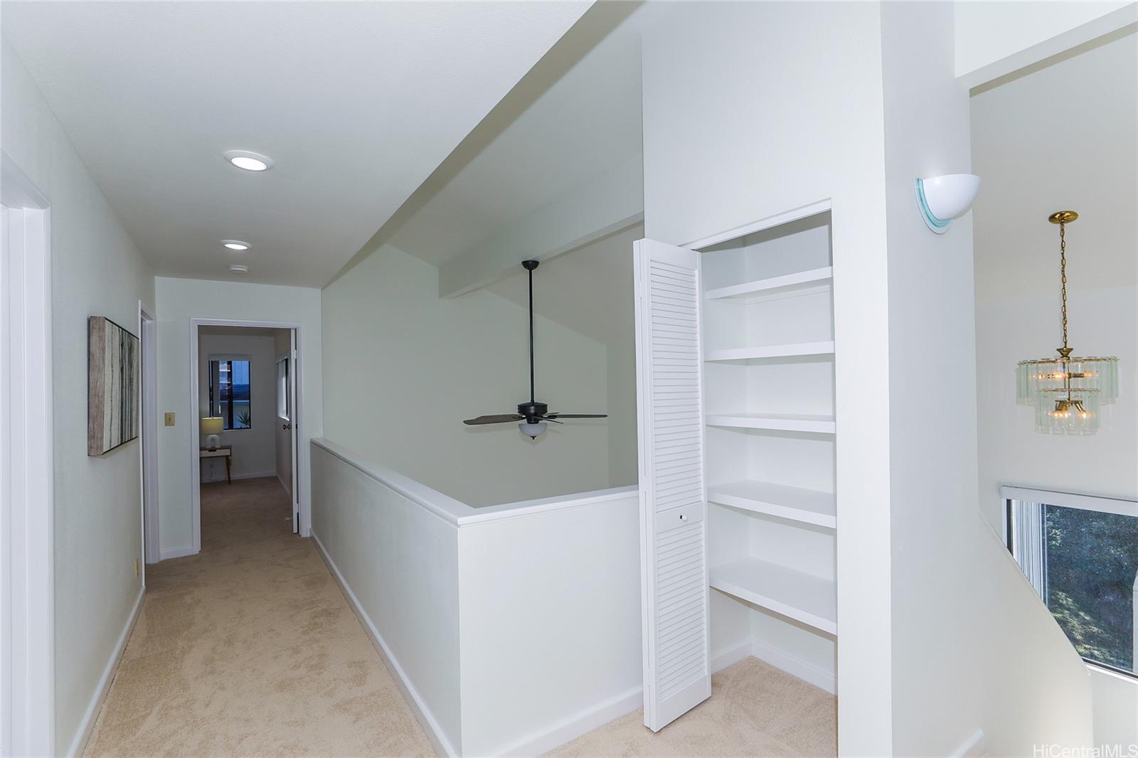 99-827  Holoai Street Aiea Heights, PearlCity home - photo 15 of 23