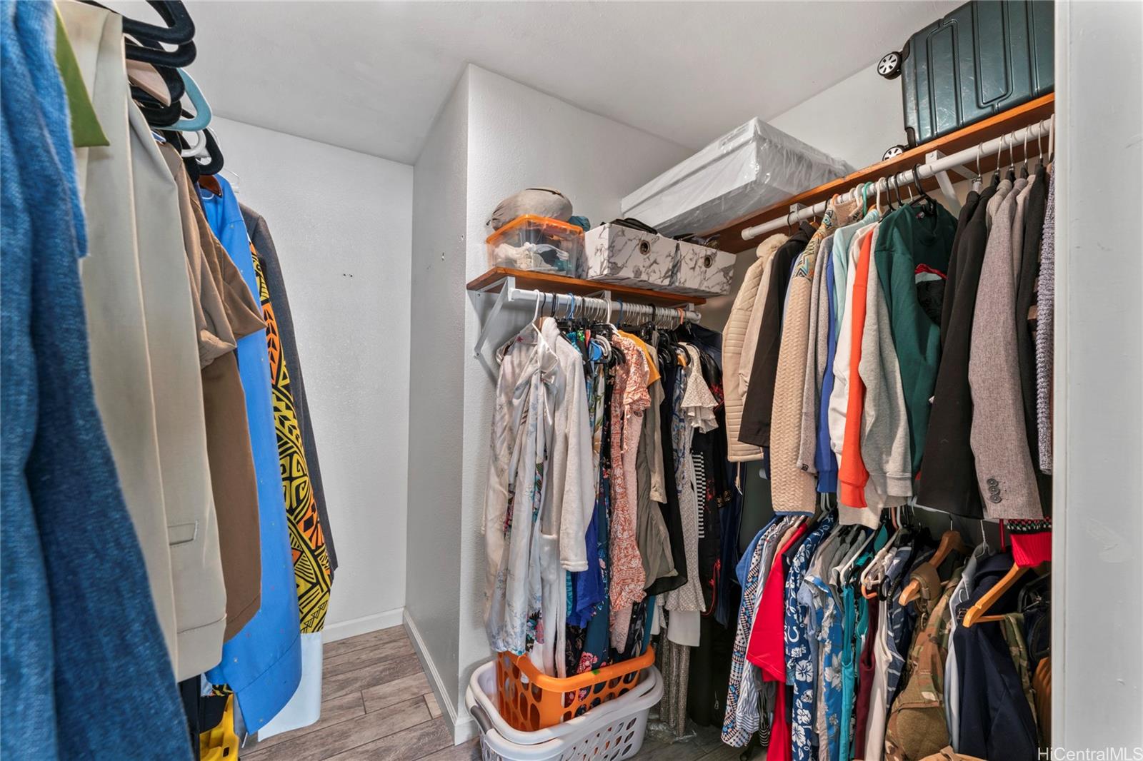 99-863  Meaala Street Aiea Heights, PearlCity home - photo 13 of 25