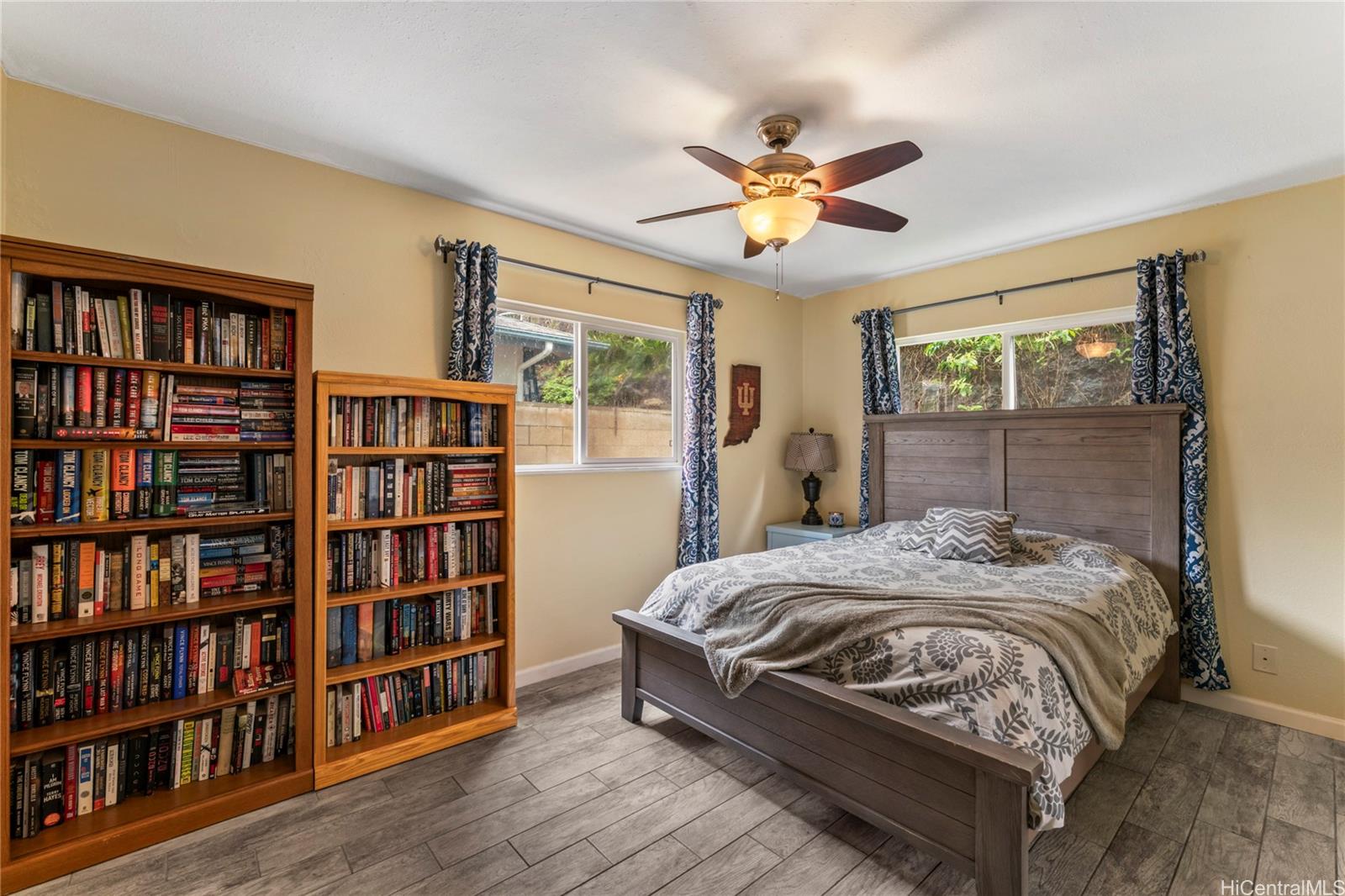 99-863  Meaala Street Aiea Heights, PearlCity home - photo 18 of 25