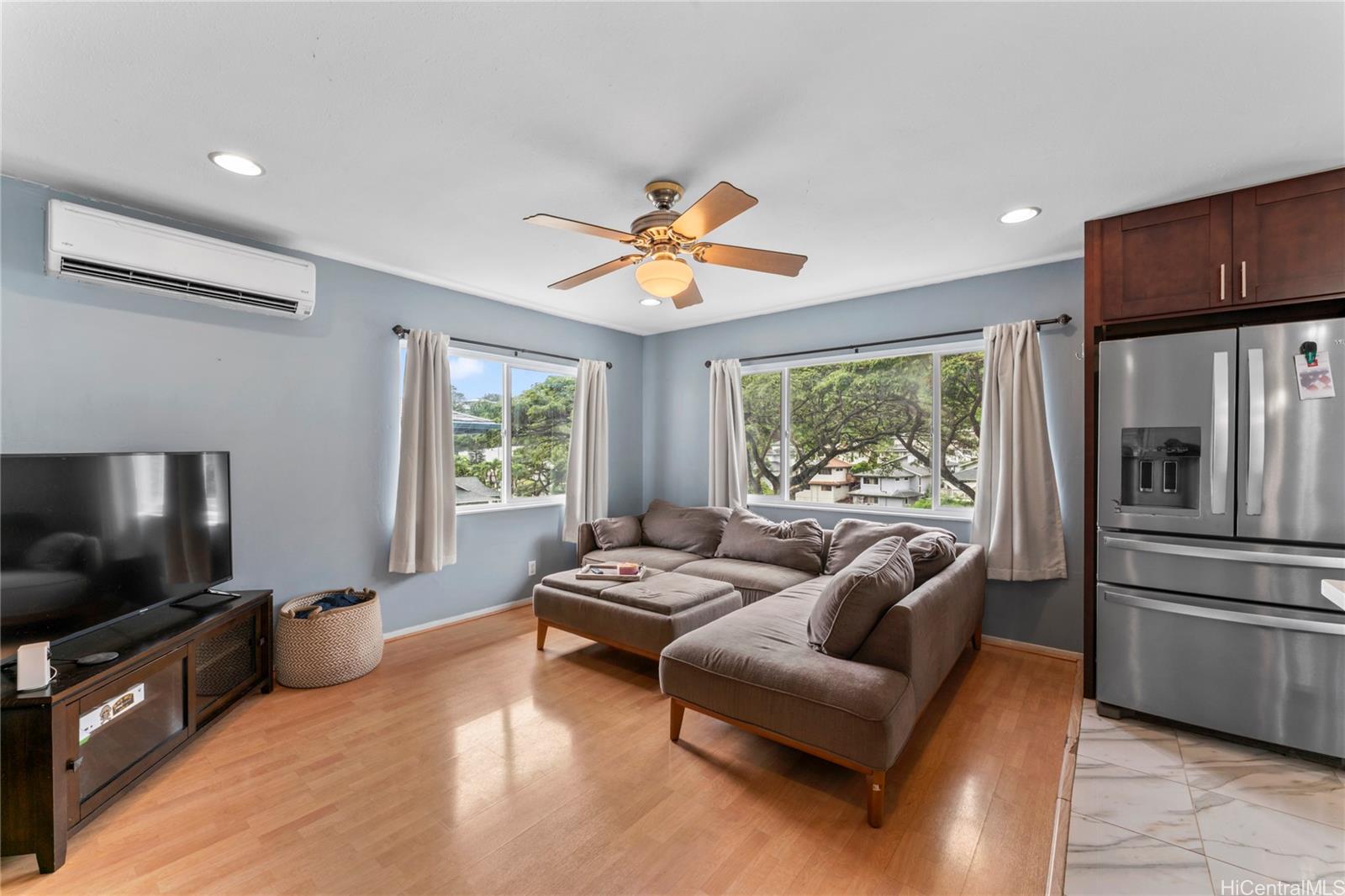 99-863  Meaala Street Aiea Heights, PearlCity home - photo 8 of 25