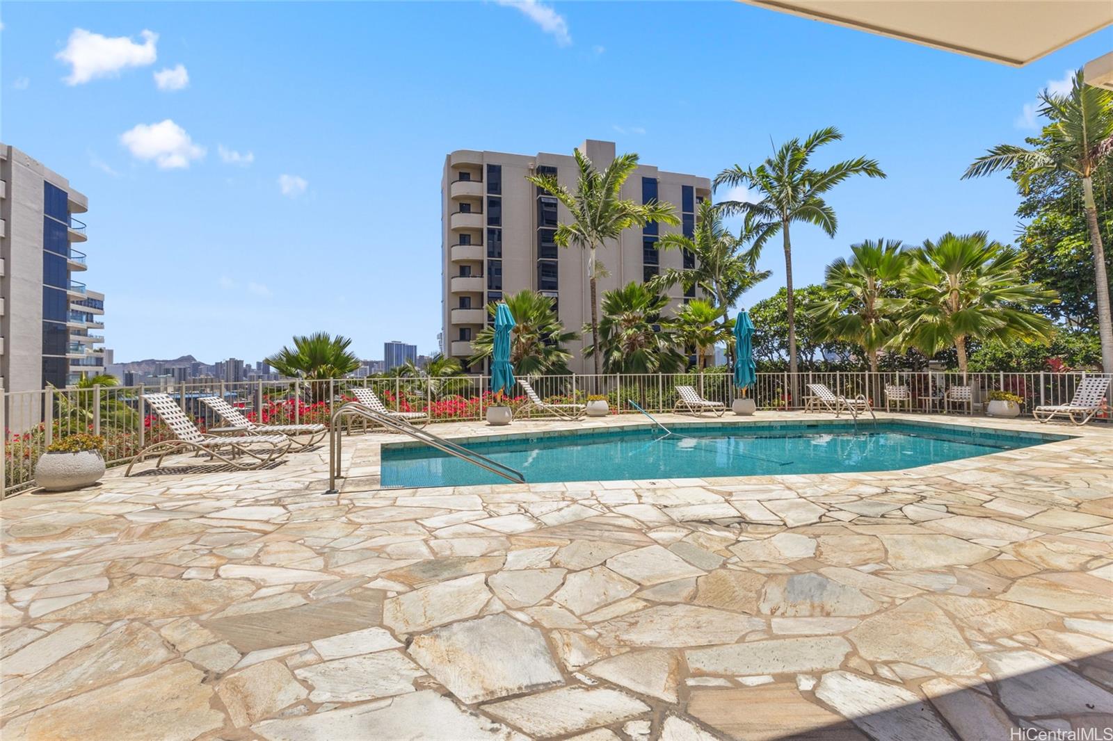 999 Wilder condo # 401, Honolulu, Hawaii - photo 17 of 25