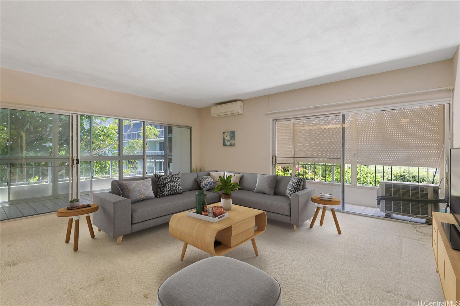 999 Wilder condo # 401, Honolulu, Hawaii - photo 3 of 25