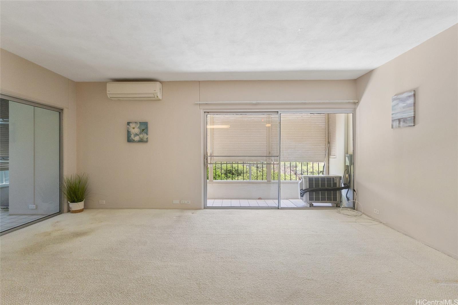 999 Wilder condo # 401, Honolulu, Hawaii - photo 5 of 25