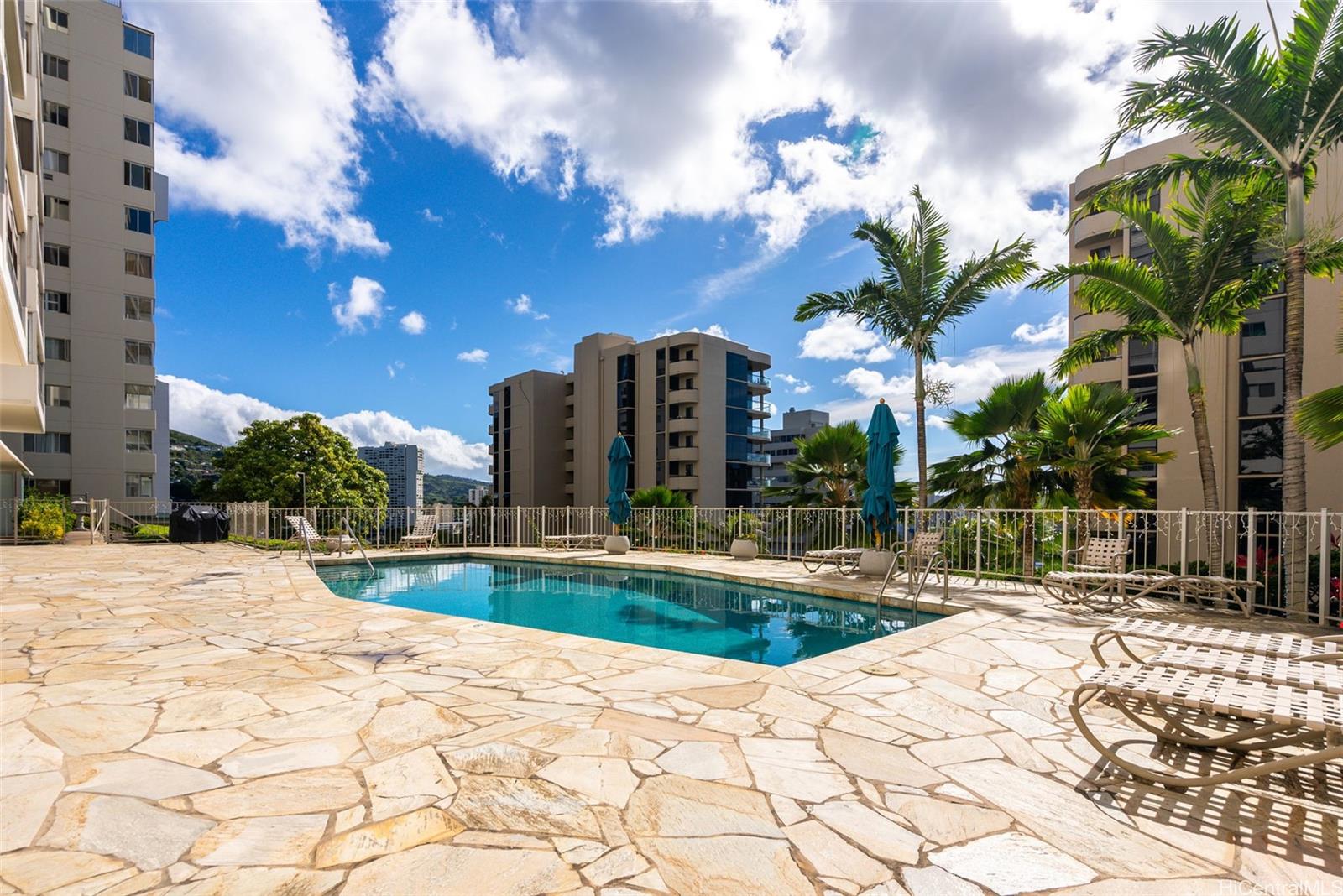 999 Wilder condo # 702, Honolulu, Hawaii - photo 21 of 22