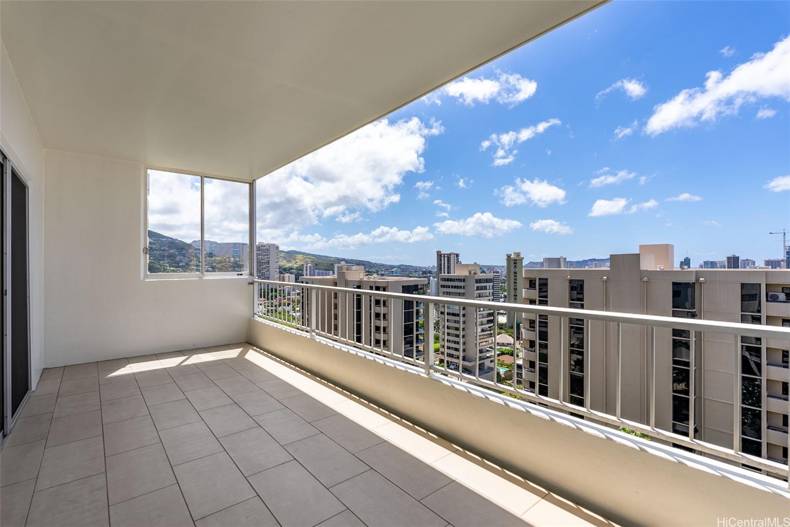 999 Wilder condo # 702, Honolulu, Hawaii - photo 19 of 22