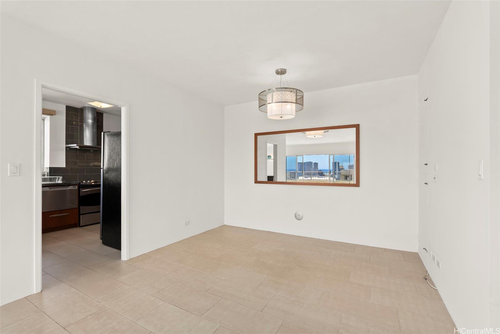 999 Wilder condo # 702, Honolulu, Hawaii - photo 8 of 10