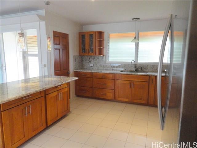 99-942  Lalawai Dr Halawa, PearlCity home - photo 3 of 20