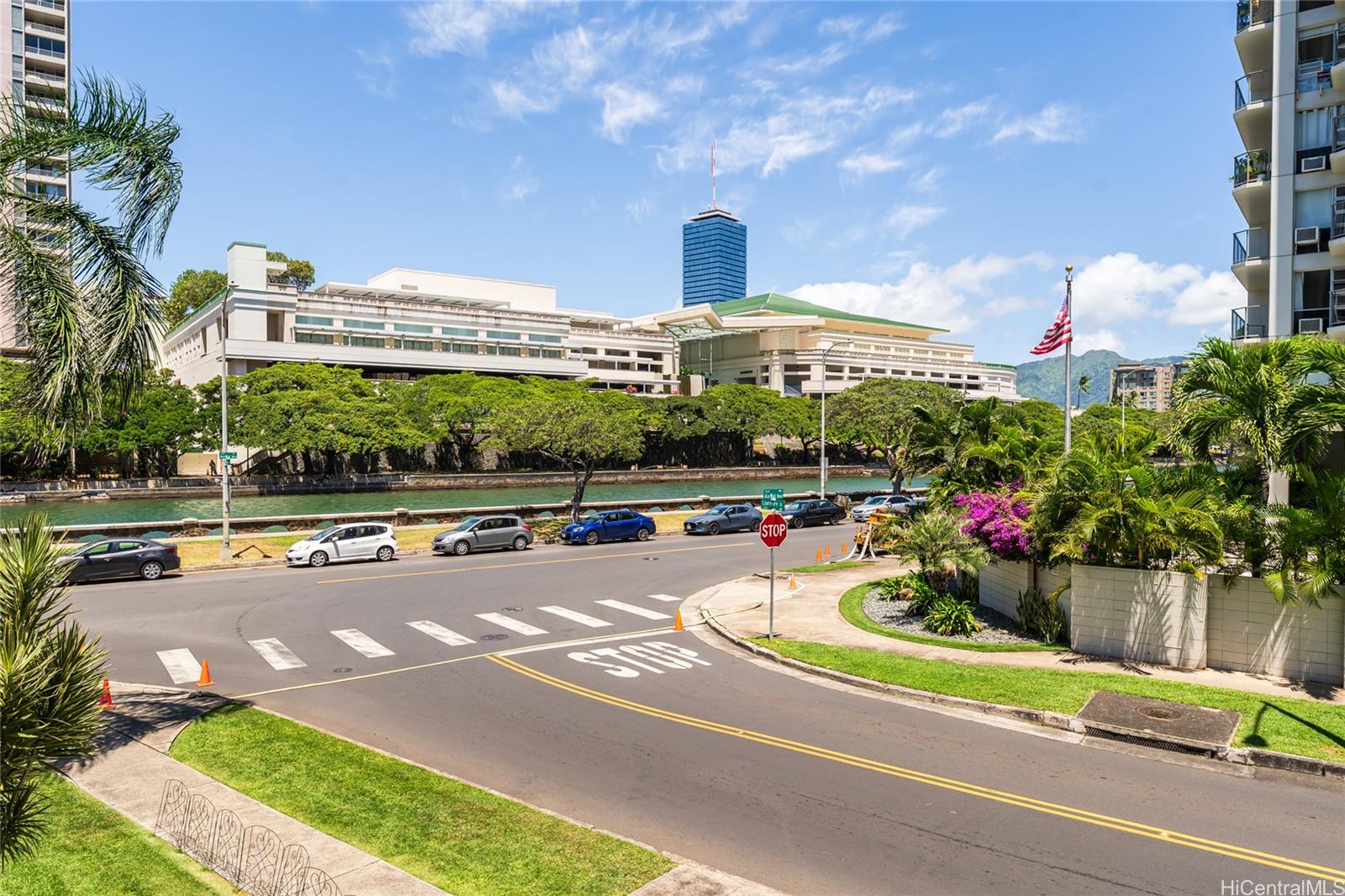 Marina Gardens condo MLS 202503212