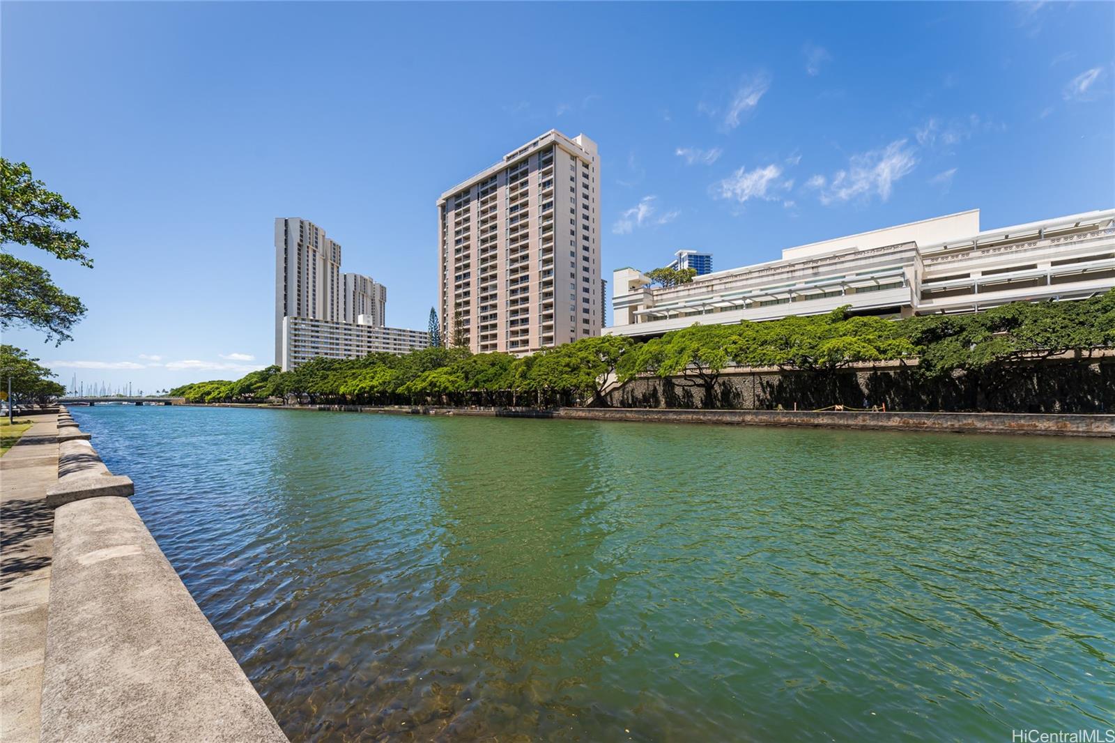 Marina Gardens condo MLS 202503212