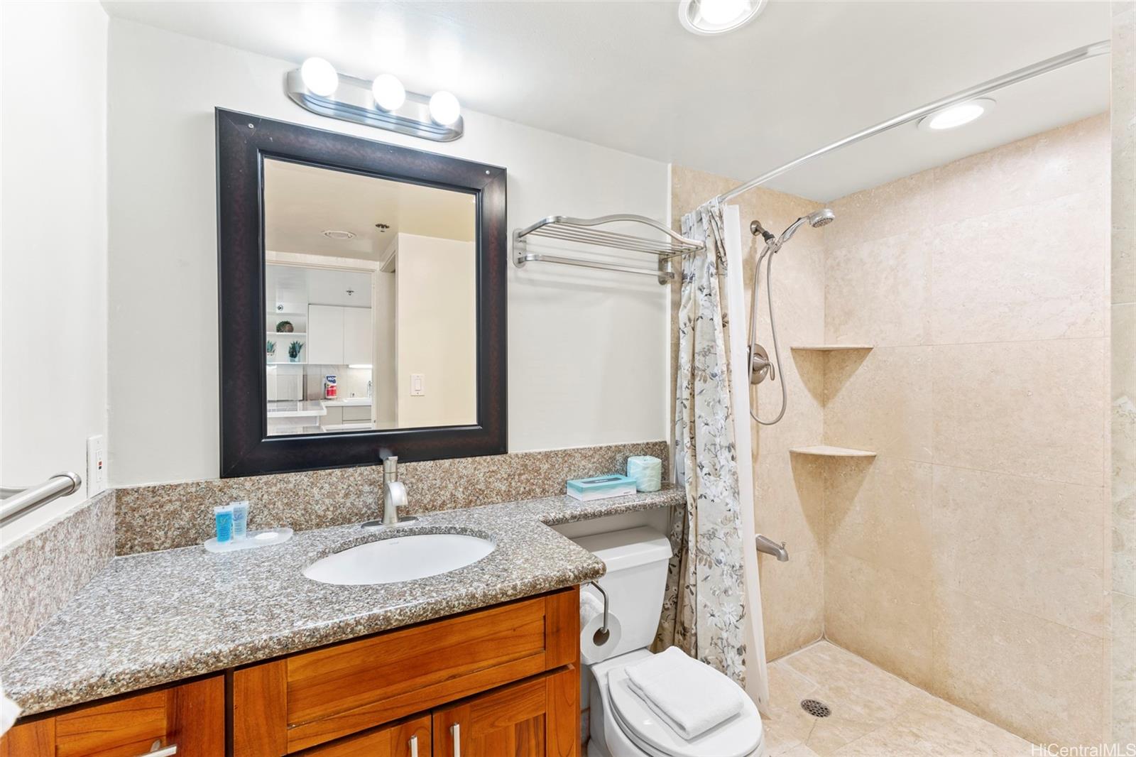 Ilikai Apt Bldg condo MLS 202510149