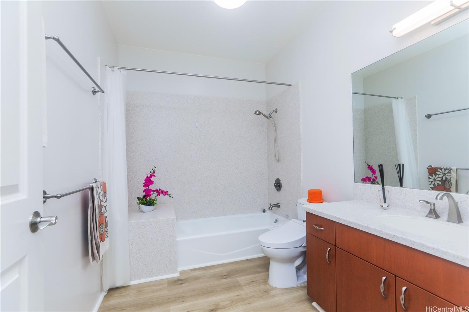 Home MLS 202512493