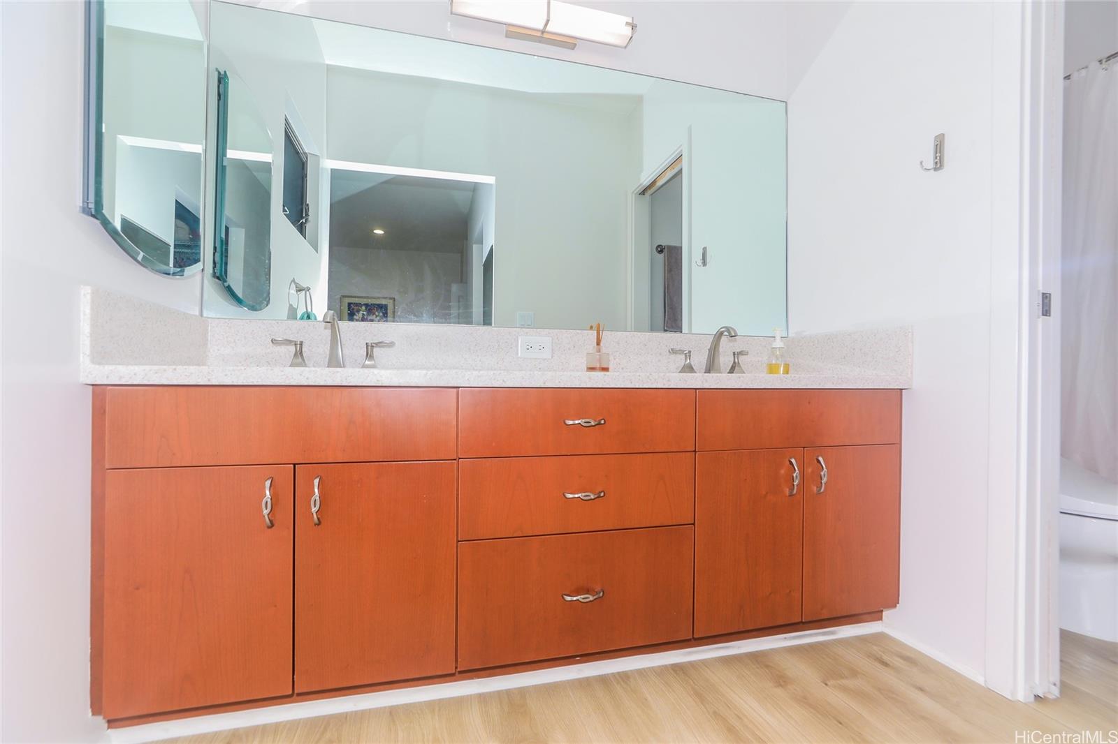 Home MLS 202512493