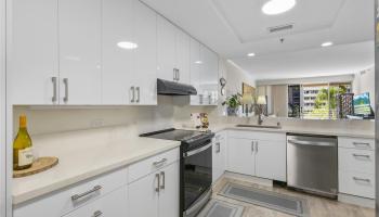 Kalele Kai condo # 3310, Honolulu, Hawaii - photo 5 of 22