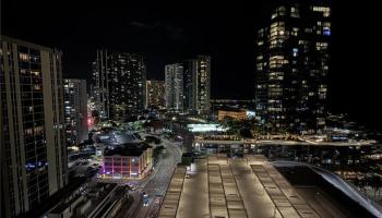1001 Queen St Honolulu - Rental - photo 2 of 17