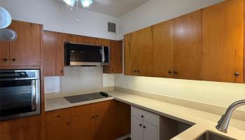 1001 Wilder Ave Honolulu - Rental - photo 2 of 20