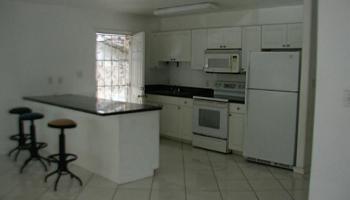 1008 Akoko St Honolulu - Multi-family - photo 5 of 9