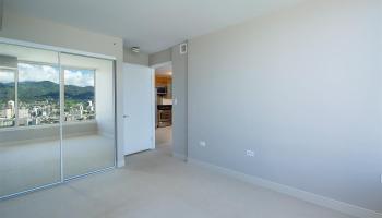 1009 Kapiolani Blvd Honolulu - Rental - photo 6 of 19