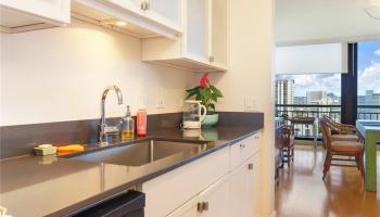 1010 Wilder condo # 704, Honolulu, Hawaii - photo 5 of 23