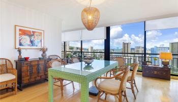 1010 Wilder condo # 704, Honolulu, Hawaii - photo 6 of 23