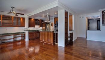 1010 Wilder condo # 803, Honolulu, Hawaii - photo 4 of 25