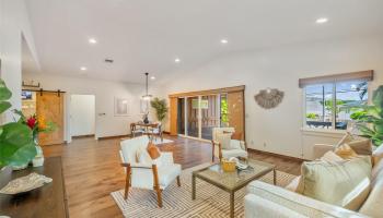 1011  Koae Street Kahala Area, Diamond Head home - photo 3 of 25