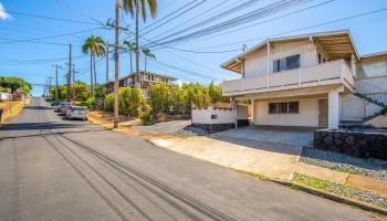 1014 15th Ave Kaimuki, Diamond Head home - photo 1 of 19 1014 15th Ave Kaimuki, Diamond Head home - photo 1 of 19