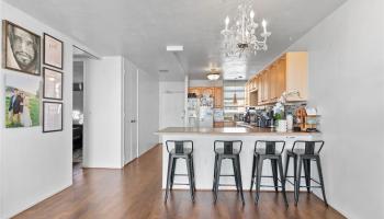 Vista Del Mar condo # 802, Honolulu, Hawaii - photo 3 of 13