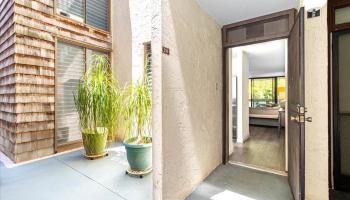 Poinciana Manor condo # 250, Kailua, Hawaii - photo 2 of 25