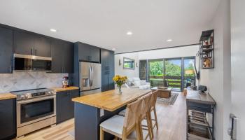 Poinciana Manor condo # 411, Kailua, Hawaii - photo 1 of 20