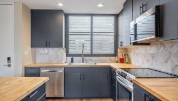 Poinciana Manor condo # 411, Kailua, Hawaii - photo 4 of 20