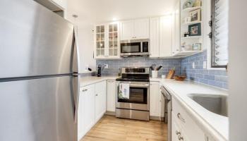 Poinciana Manor condo # 448, Kailua, Hawaii - photo 3 of 25