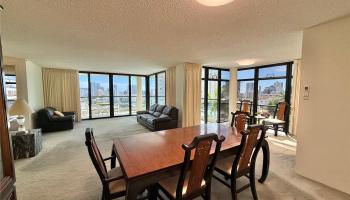 1015 Wilder condo # 503, Honolulu, Hawaii - photo 3 of 17