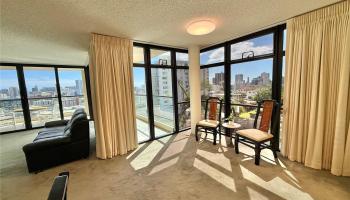 1015 Wilder condo # 503, Honolulu, Hawaii - photo 5 of 17