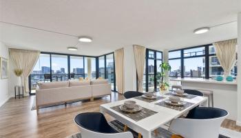 1015 Wilder condo # 903, Honolulu, Hawaii - photo 5 of 25