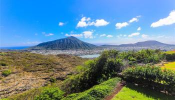 1017  Kalahu Pl Mariners Ridge, Hawaii Kai home - photo 2 of 25