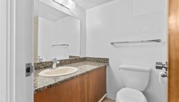 Surfview condo # 603, Honolulu, Hawaii - photo 5 of 12