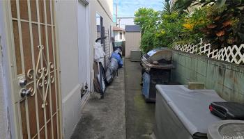 1021  Mao Lane Kapalama, Honolulu home - photo 3 of 7