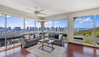 Royal Vista condo # 1102B, Honolulu, Hawaii - photo 1 of 25