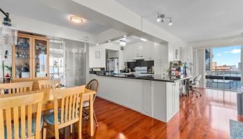 Royal Vista condo # 902B, Honolulu, Hawaii - photo 4 of 25