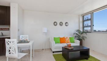 University Villa condo #1203, Honolulu, Hawaii - photo 4 of 10
