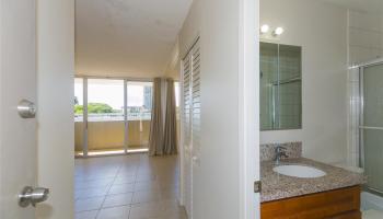 University Villa condo # 505, Honolulu, Hawaii - photo 1 of 1