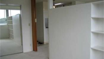 University Villa condo # 607, Honolulu, Hawaii - photo 5 of 10