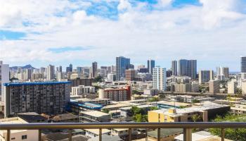 Maile Tower condo # 7A, Honolulu, Hawaii - photo 4 of 24