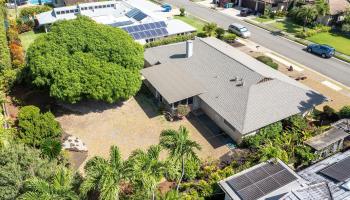 1030 Noio Street Kahala Area, Diamond Head home - photo 2 of 17 1030 Noio Street Kahala Area, Diamond Head home - photo 2 of 17